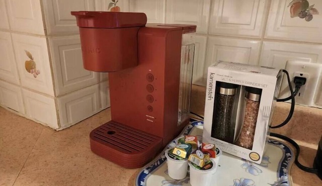 Lovely spacious 2bdr Apt | Bel spacieux 2 chambres in Laval