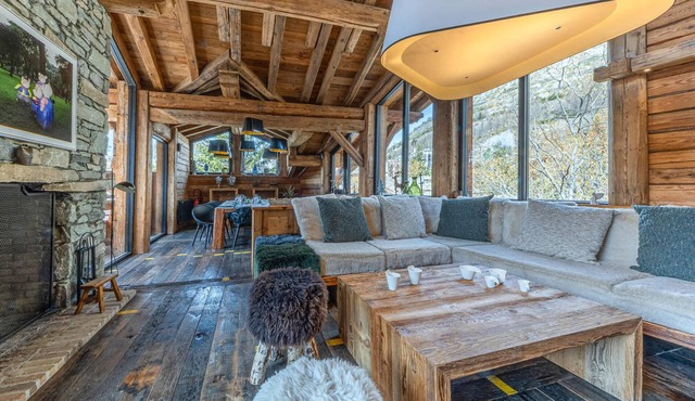 Luxurious Chalet with Pool, Hammam & Stunning Views in Val-d'Isère in Val-d'Isère