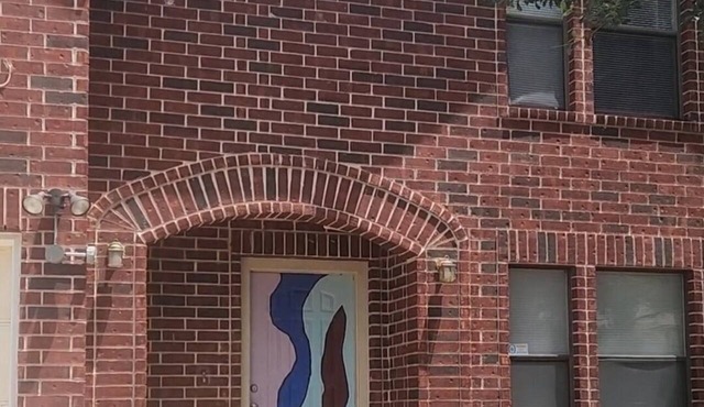 Luxury and spacious 4-bedroom house in adorable San Antonio with AC in San Antonio