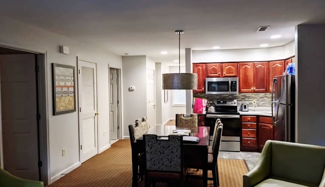 “Luxury Williamsburg Resort Retreat Minutes from Historic Sights & Parks” in Williamsburg