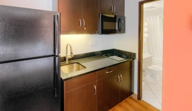 Motel 6 Lethbridge, AB in Lethbridge