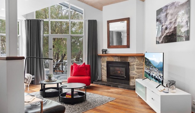 ✨Mundarlu Private Chalet Prime Location✨ Sleeps 6 |Woodridge Area |Walk to Lifts in Thredbo