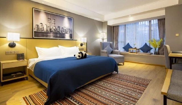 Near Chunxi Road / eastern suburb memory / Jianshe Road / bed in northern Europe in Cheng du