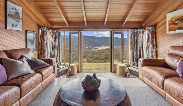 Nowhere Lodge Crackenback in Crackenback