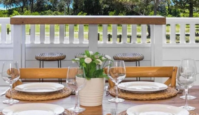 OCEANFRONT BEACH HOUSE ON MARINE PARADE in KINGSCLIFF