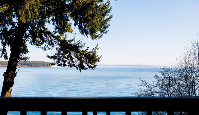 Oceanview Retreat Spacious Cabin For Reunions and Large Groups in Port Hadlock-Irondale