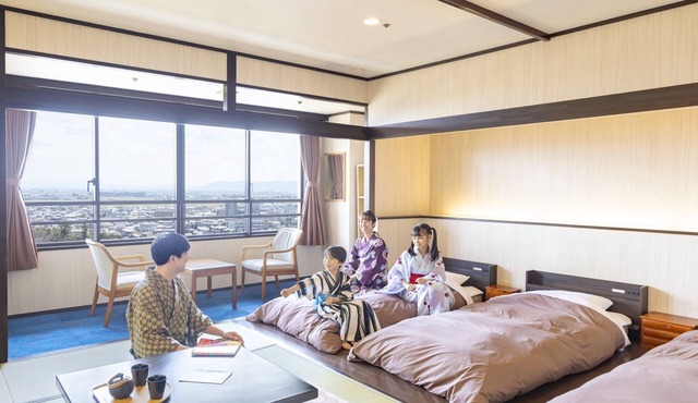 Ooedo Onsen Monogatari Premium Seiunkaku in Awara