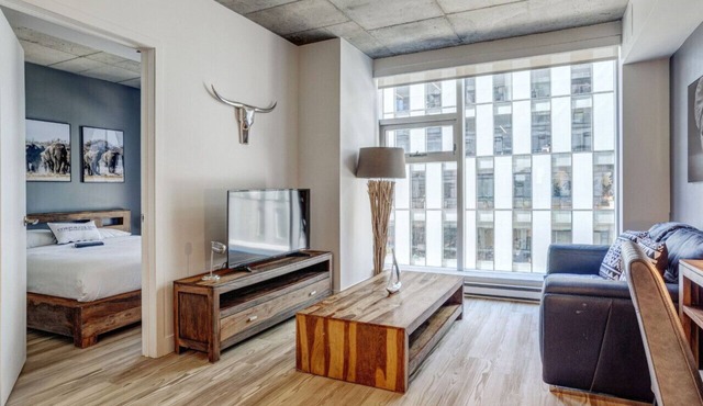 Pet-Friendly Furnished 1B Rental in Montreal with Skyline Views & Concierge in Montreal