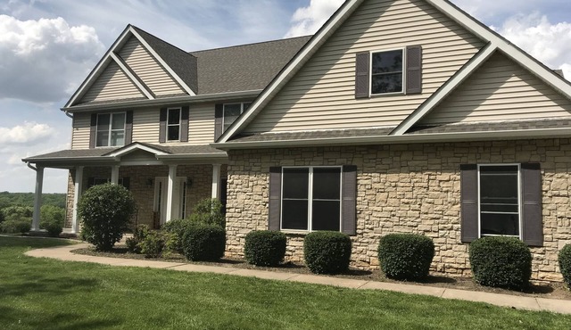 Robyn's Nest - PRIVATE POOL, Sleeps 18, 7 bedrooms, 4.5 baths in Innsbrook