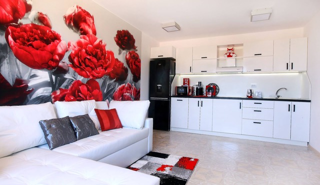 Seaview Luxury PenthouseMaisonette in Panoramic Roof Complex in Balchik