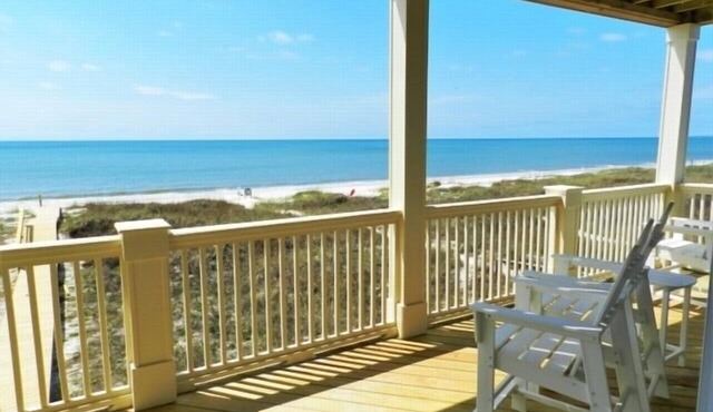 Second Wind - GULF FRONT 5BR/5BA House with private heated POOL, Views from every room in Mexico Beach