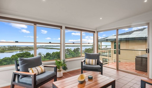 Shaws View - Breathtaking Shaws Bay Views in East Ballina