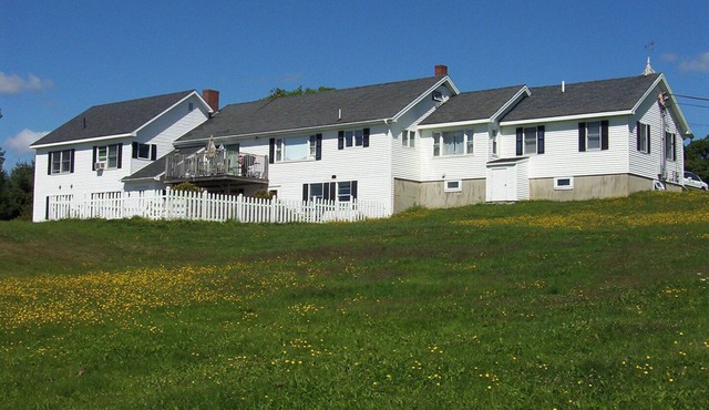 Spacious 10-Bedroom Cushing Homestead - Perfect for Family Gatherings in Cushing
