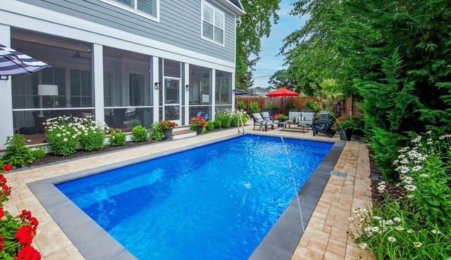 Stunning Home w/Pool! 10BR/9.5BA, Sleeps 22 in Dewey Beach