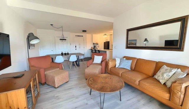 Stunning Silver Rock Condo: Pool, Hot Tub & Views in Fernie
