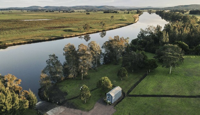 The Clyde Summary: Ex in Eagleton