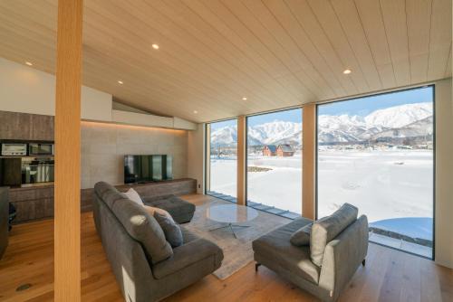 The S House - Mountain view & Sauna in Hakuba