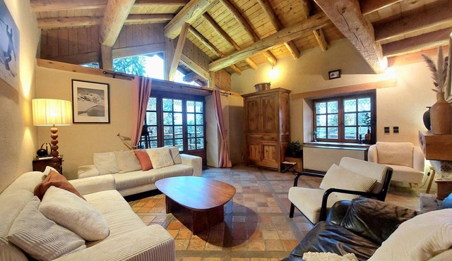 Unique chalet 6 guests, southwest terrace, Arc 1800, parking, wifi in Bourg-Saint-Maurice