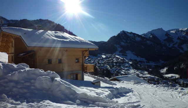 Upscale chalet not far from the ski slopes in Châtel