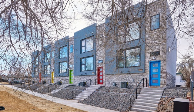 Upscale Downtown Townhome! in Cheyenne