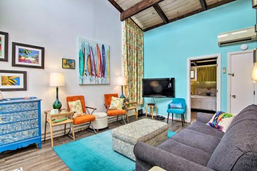 Walk to Dewey Beach: Bright Condo w/Balcony! in Dewey Beach