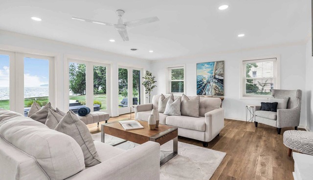 Waterfront home with private dock near St. Michaels & Easton in Easton