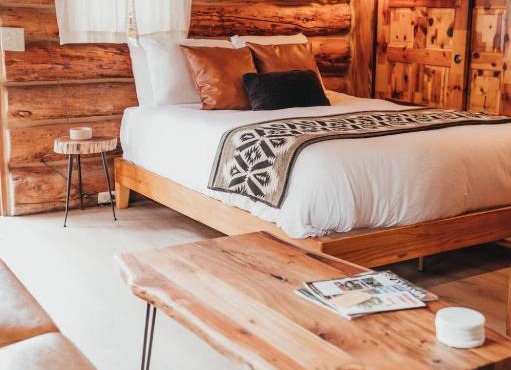 Wilder and Pine Riverside Cabins in Stevenson
