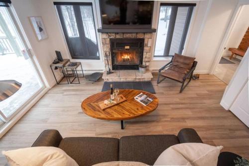 L'Érablière Tremblant Ski Inout Condo W 2bdrs in Mont-Tremblant