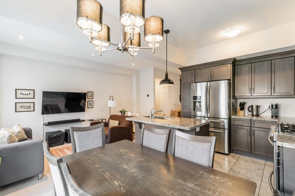 Photo of Kitchen in Stoney Creek