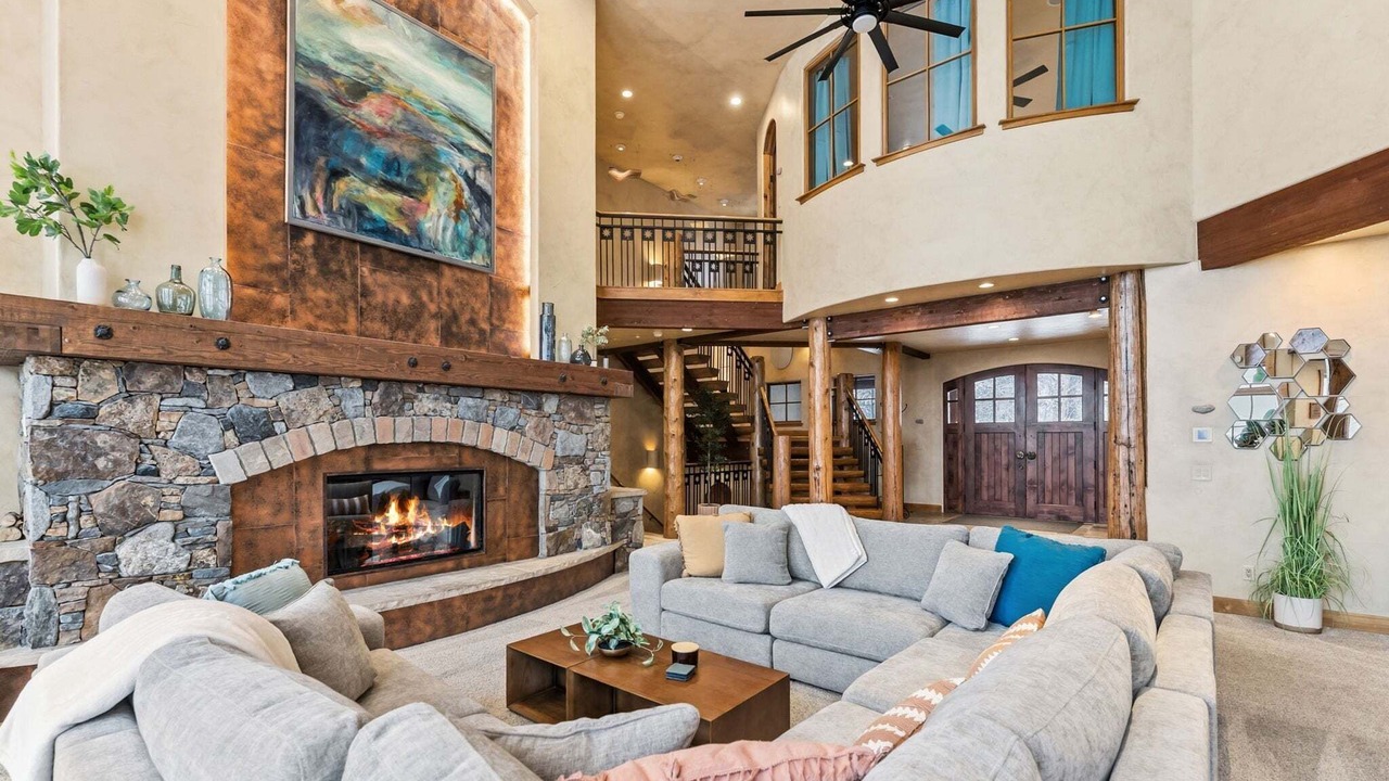 Photo of Livingroom in Elk Crossing