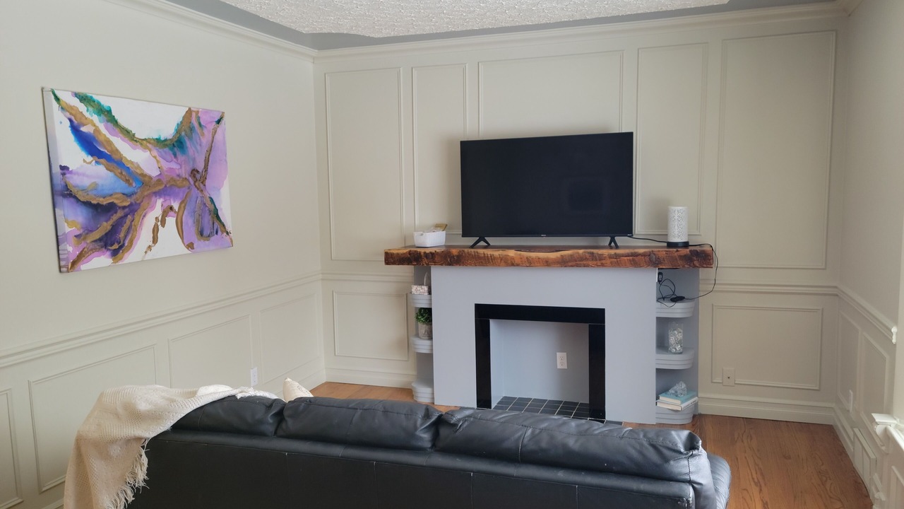 Photo of Livingroom in South Lethbridge