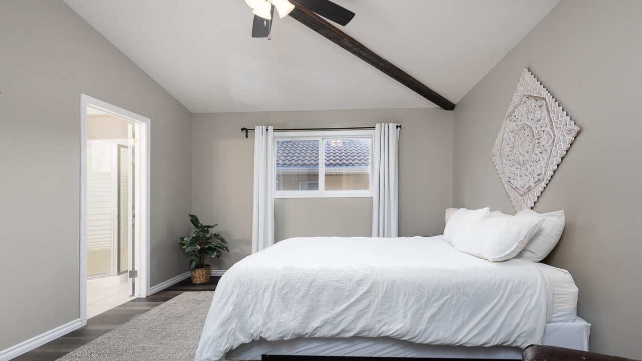 Photo of Bedroom in Lethbridge
