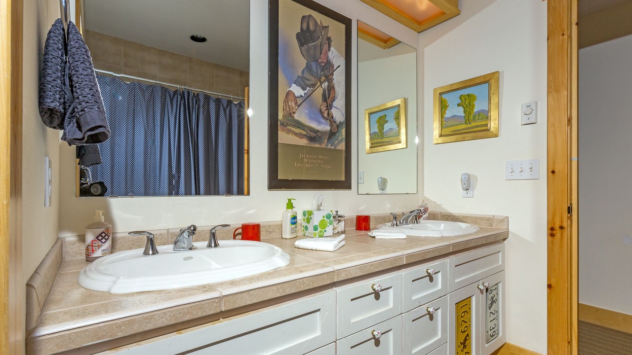 Photo of Bathroom in Granite Ridge