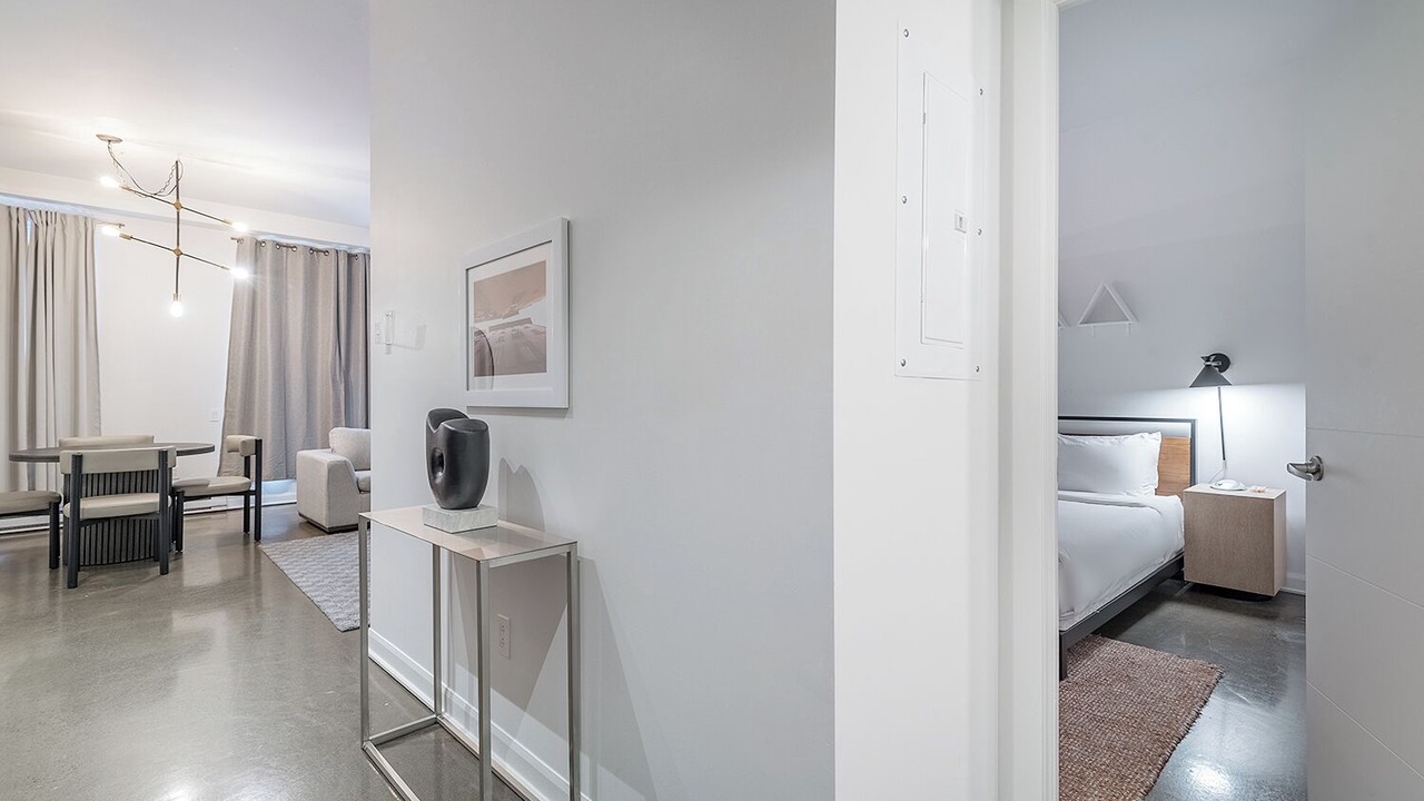 Photo of Bedroom in International District