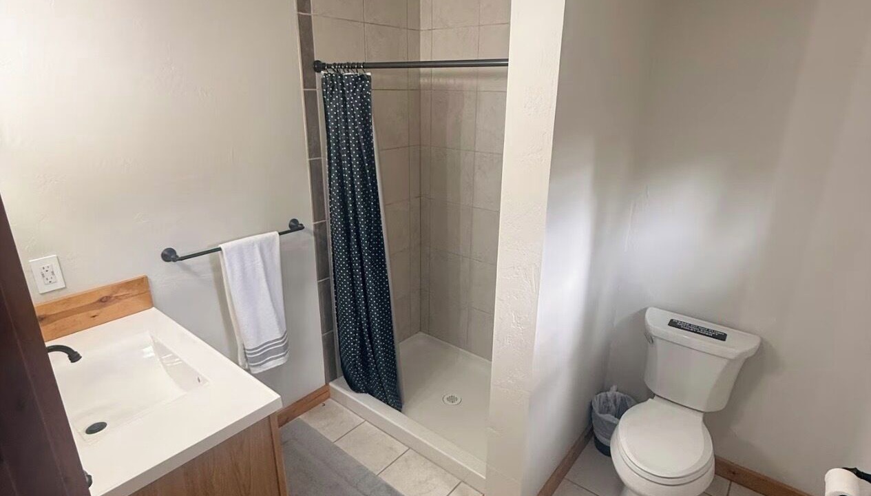 Photo of Bathroom in Klamath Falls