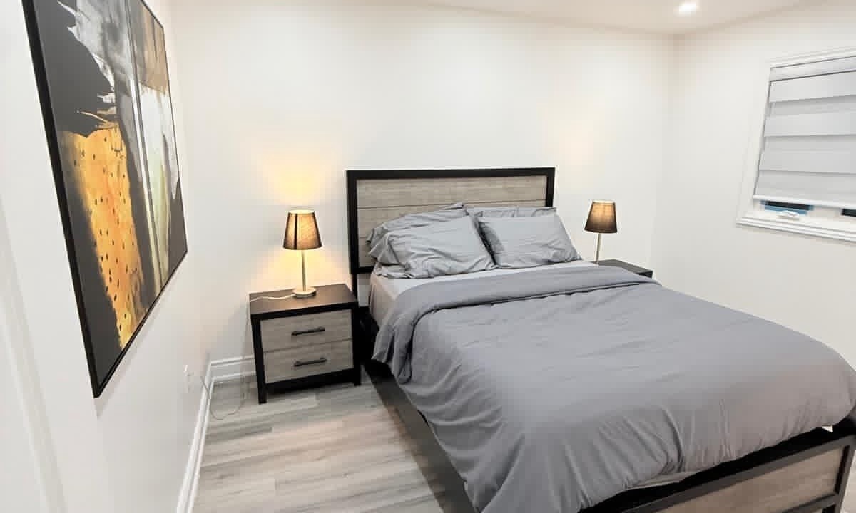 Photo of Bedroom in Stoney Creek