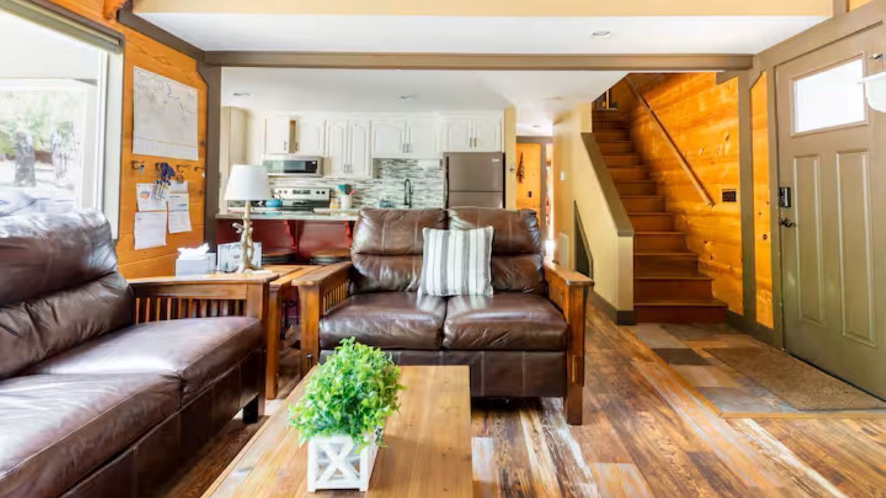 Photo of Livingroom in Overlook Park