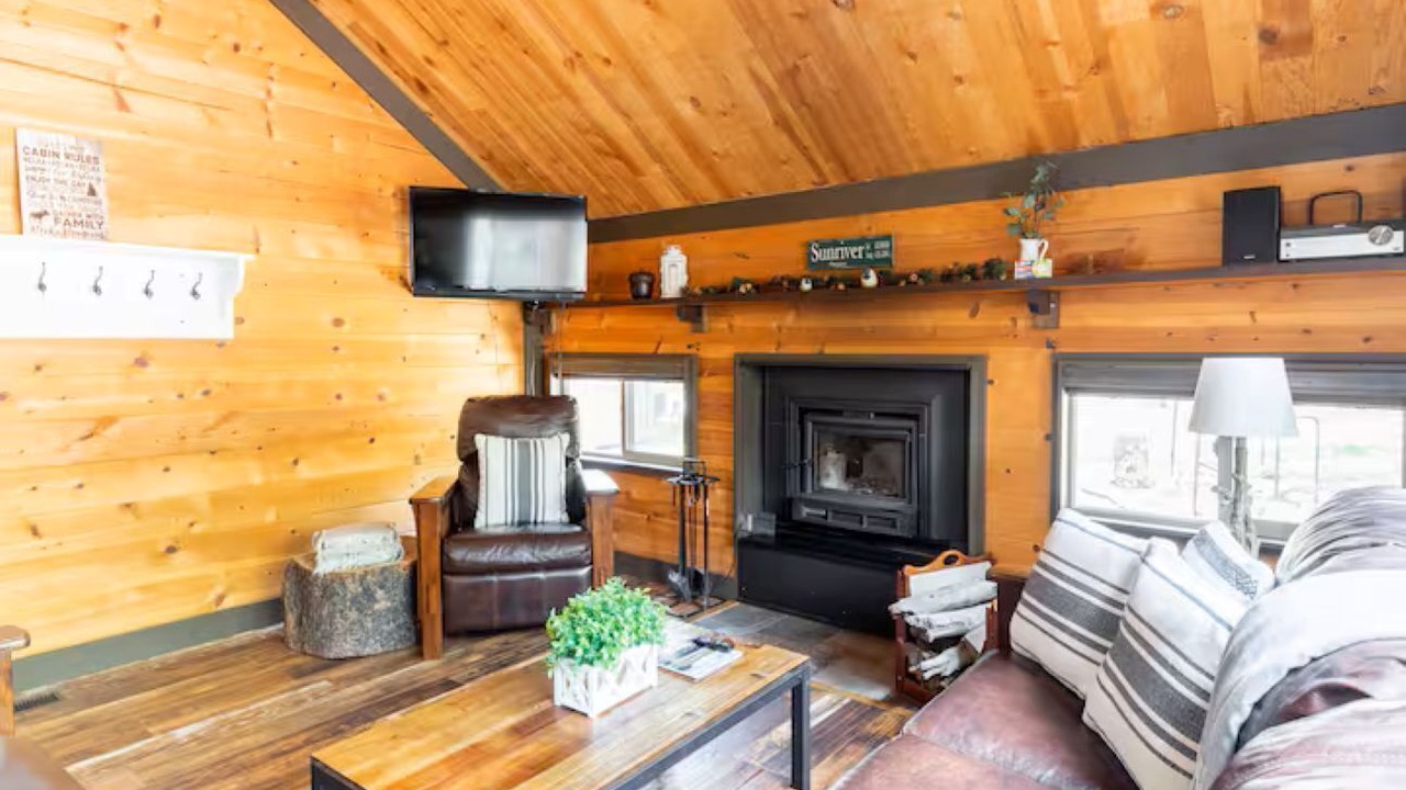Photo of Livingroom in Overlook Park