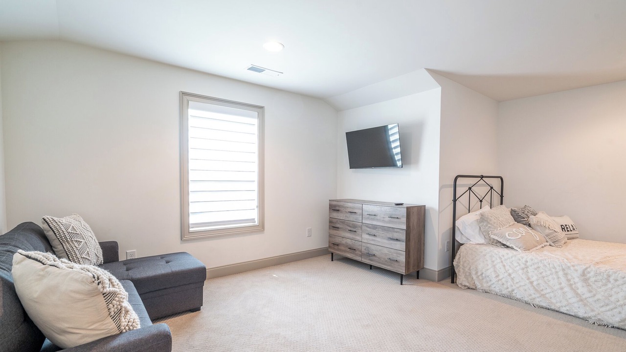 Photo of Bedroom in Eatonton