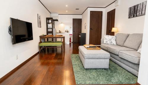 1-Bedroom Apartment