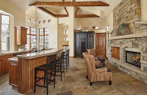 Snowmass Village Ski Chalet | 5 Bedroom Spacious and Private Pines Home