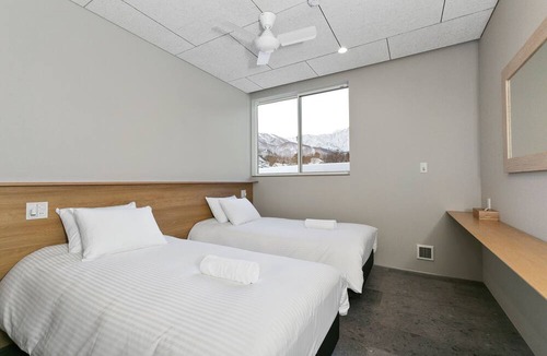 Hokujo Ski Chalet | Echo Rocks