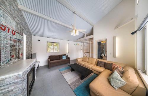 Iimori Ski Chalet | Powdersuites