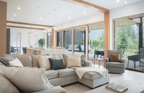 Revelstoke Ski Chalet | Camozzi Chalet by Revelstoke Vacations