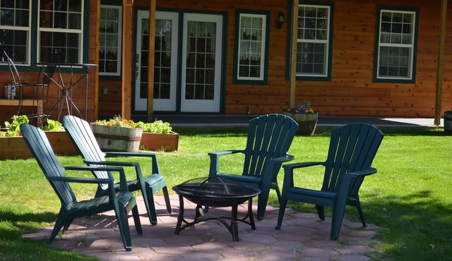 Alaska's Lake Lucille B&B in Wasilla