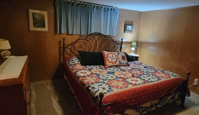 Big, Comfy Home near Parks and UW East Campus in Laramie