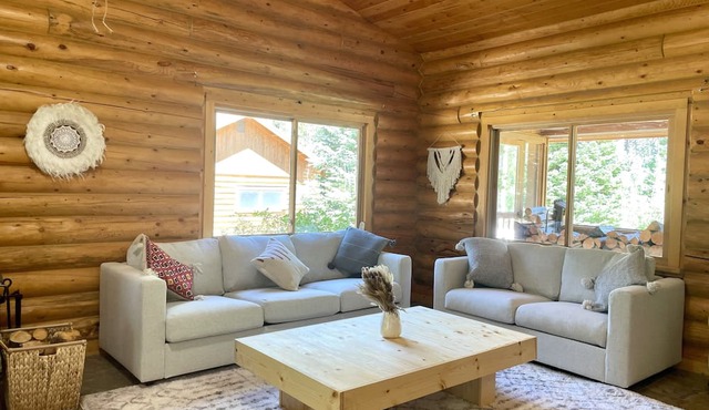 Fairies' Cabin - Log Home in the Casper Mountains in Casper