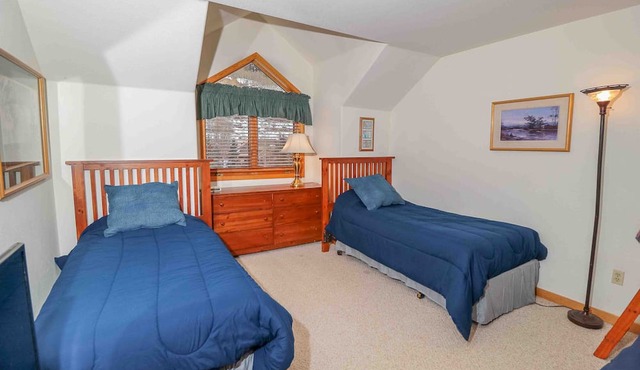 4BR4BA Keystone Condo Rental, Walk to Lifts. GreatRentalKeystone in The Gateway in Keystone