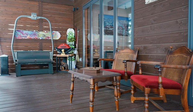 Spacious 5-bedroom ski-in chalet—perfect for families and friends. in Hakuba