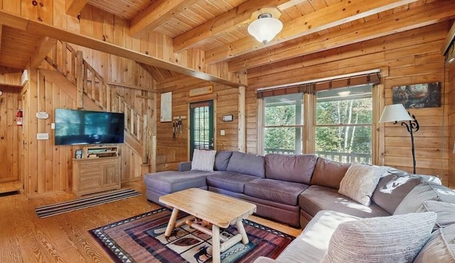 Dog-friendly lakefront home with deck, grill, WiFi, shared dock & water access in Greenville